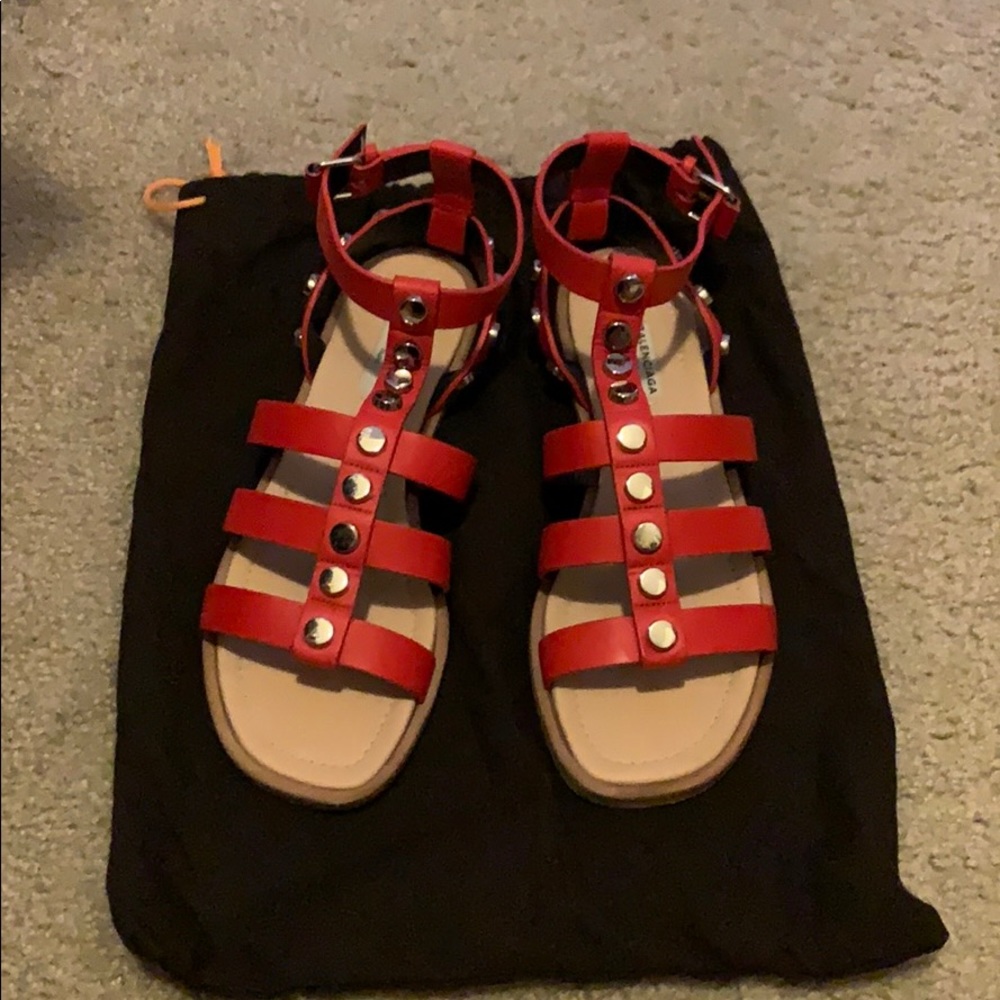 Balenciaga rockstud flat sandals us9❤️ cute